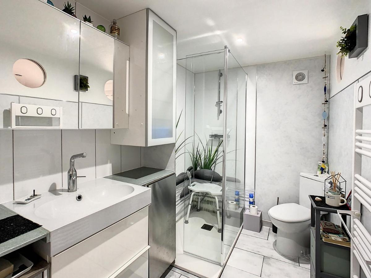 Neptune Apartment Royan Ngoại thất bức ảnh